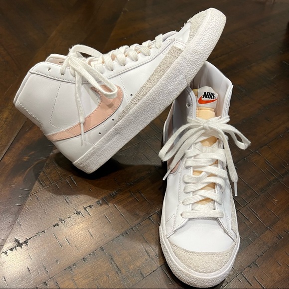 Nike Shoes - Nike Blazer Mid '77 Vintage Size 9